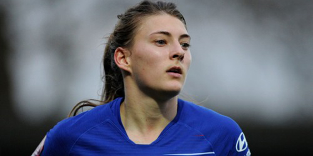 Hannah Blundell, Defender Bidadari Chelsea